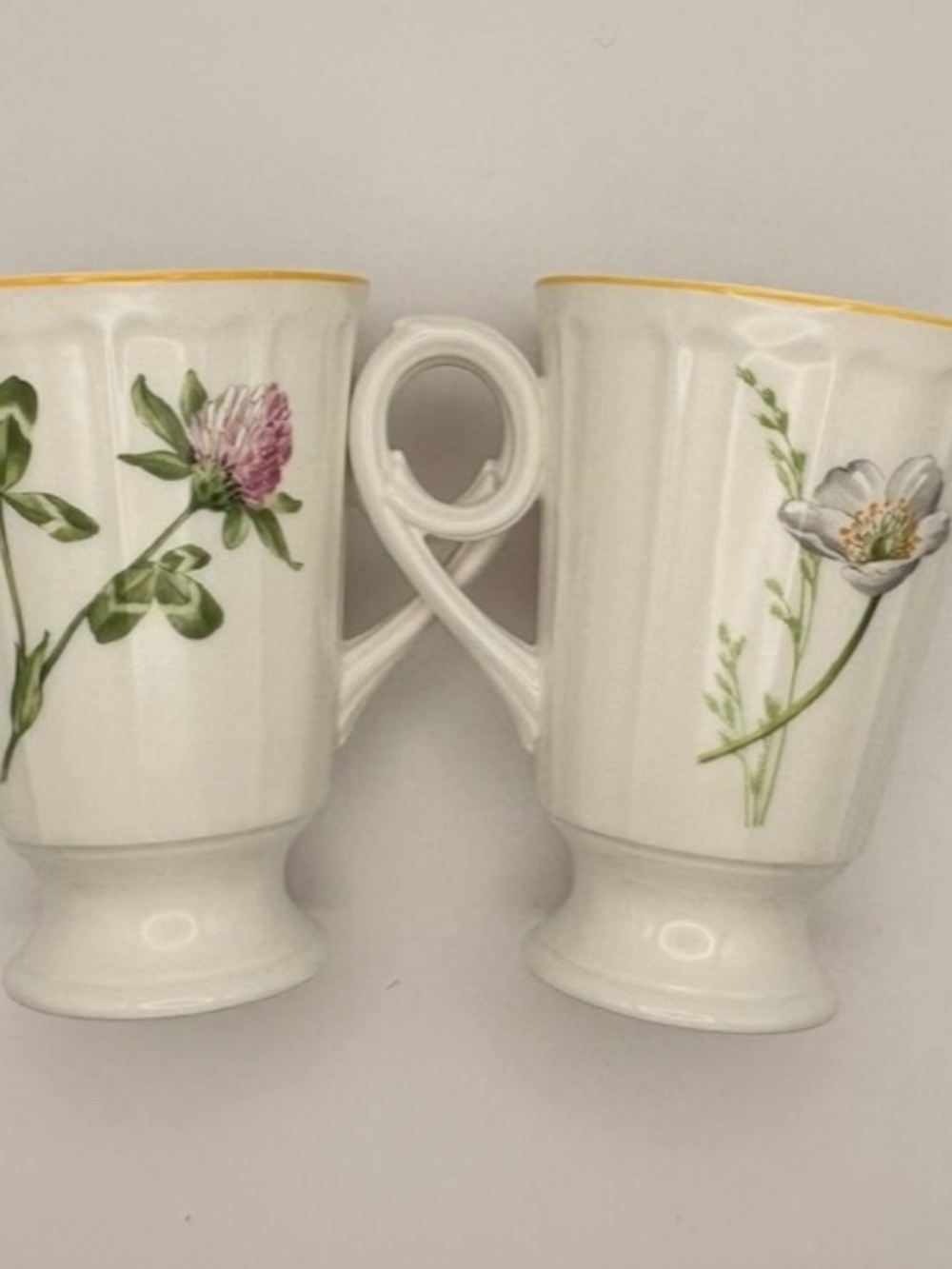 Set of 2 Floral Pedestal Coffee Mugs White Gold Rim Vintage Tea Cups.